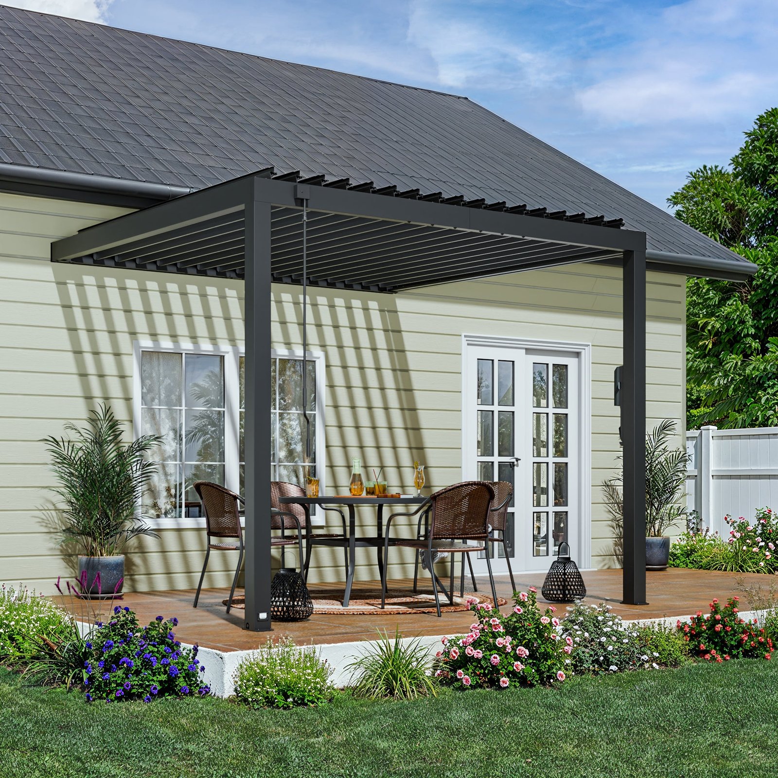 10x10_Evanston__Pergola_Hero_V2.jpg