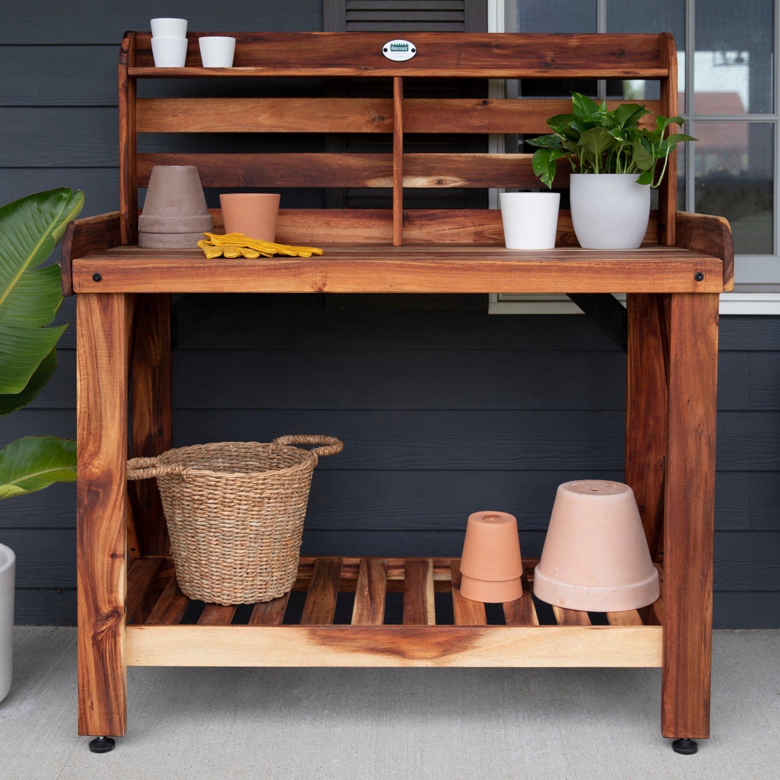 P1-Potting-Table-OutdoorFront-1.jpg